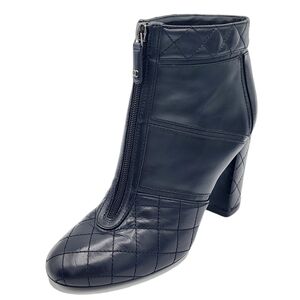 CHANEL Matelasse Quilted Leather Ankle Boots Front Zip Black Booties 37.5